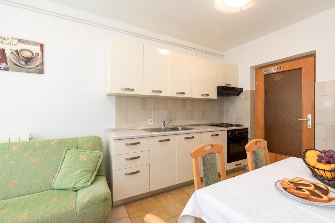 Justic Apartment Krk Town Bagian luar foto