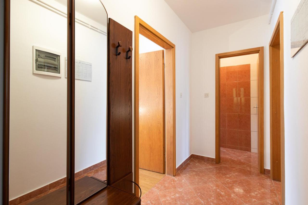 Justic Apartment Krk Town Bagian luar foto