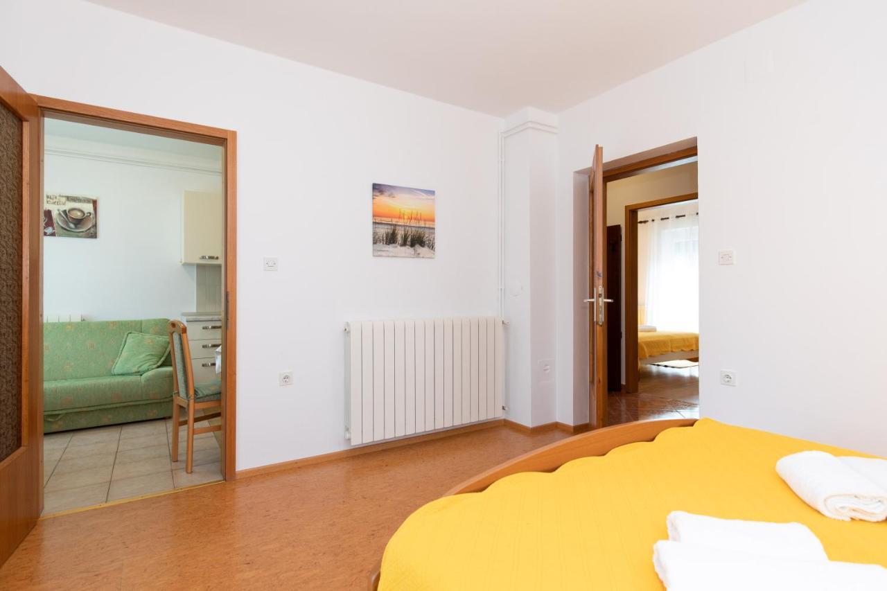 Justic Apartment Krk Town Bagian luar foto