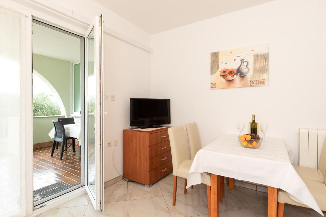 Justic Apartment Krk Town Bagian luar foto