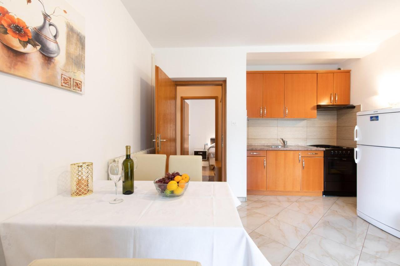 Justic Apartment Krk Town Bagian luar foto