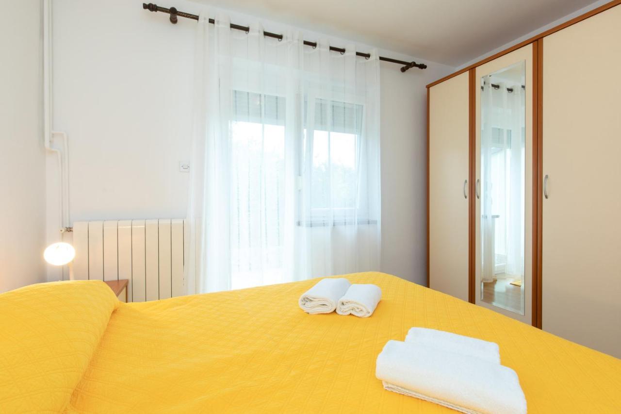 Justic Apartment Krk Town Bagian luar foto